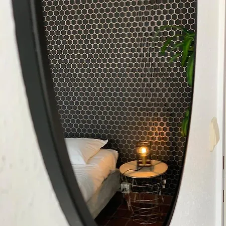 Monique Bed & Breakfast